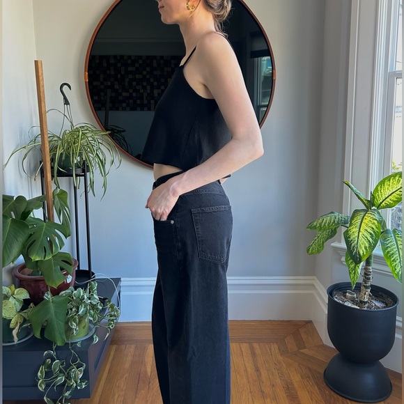 Reformation ribbed swing crop tank, size S, black - Picture 4 of 7